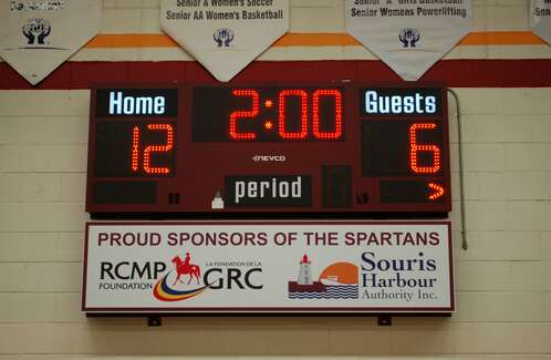 Vous désirez de l’affichage sportif pour votre  gymnase , Nevco offre une multitude de possibilités pour des tableaux indicateurs de  basketball .