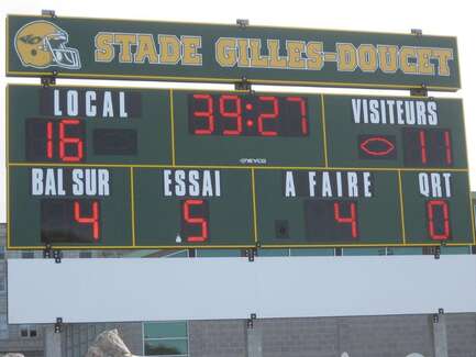 You can find in this section a vast selection of scoreboards to enhance your  Football  field.