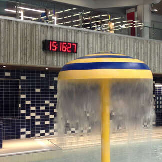 Horloge HH:MM:SS - Chiffres de 12'' - Stade Olympique, Montréal